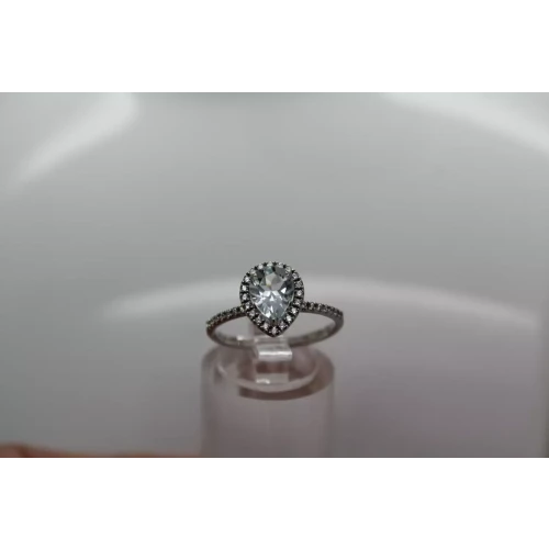 10k W.G. AQUAMARINE & WHITE STONE TEARDROP HALO ring size 7