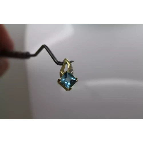 10k Yellow Gold BLUE TOPAZ w/ accent DIAMOND FANCY DESIGN pendant