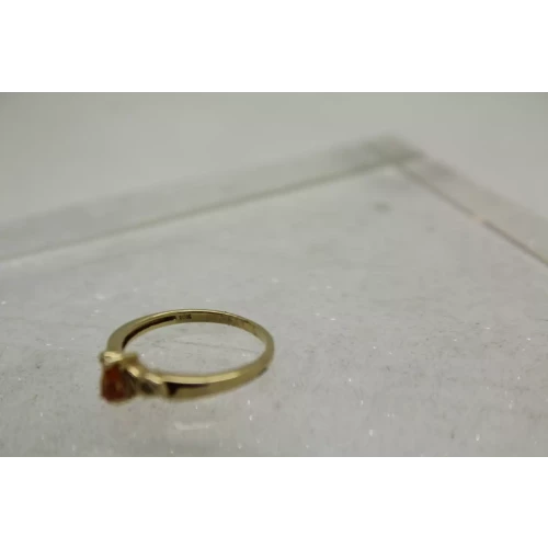 10k Yellow Gold CITRINE & DIAMOND accent SWIRL BAND ring size 7
