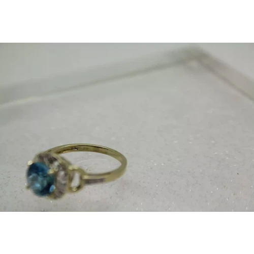 10k Yellow & White Gold BLUE TOPAZ & DIAMOND acc. OPENWORK HEART ring size 6.75 (3)
