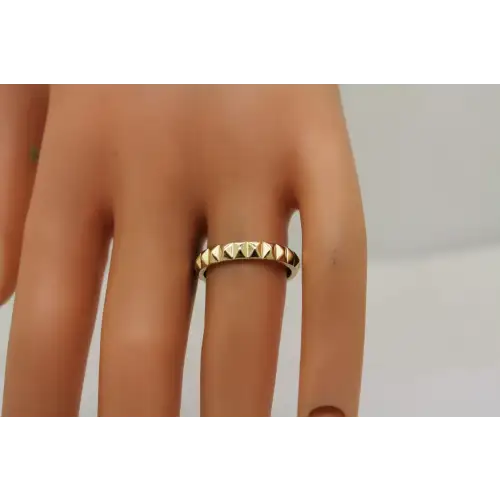 10k Y.G. PYRAMID SPIKE DESIGN wedding band ring size 7.25