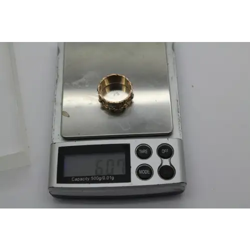 14k TRI-COLOR GOLD 9mm WIDE RAISED FLORAL BAND ring size 7.5 # (5)