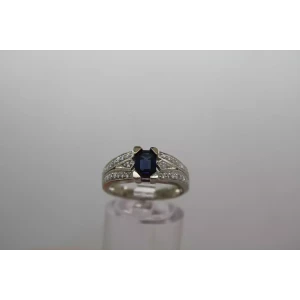 14k W.G. BLUE SAPPHIRE & PAVE DIAMOND ring size 7