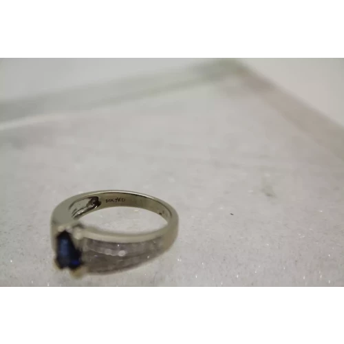 14k W.G. BLUE SAPPHIRE & PAVE DIAMOND ring size 7