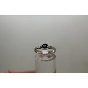 14k W.G. BLUE SAPPHIRE SOLITAIRE with DIAMOND acc. ring size 6.75