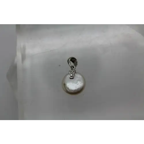 14k White Gold BUTTON PEARL & DIAMOND ACCENT drop pendant #