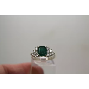 14k White Gold NATURAL EMERALD & .70ctw DIAMOND CLUSTER size 7.25