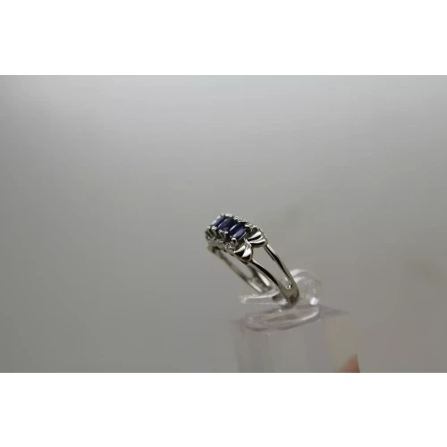 14k White Gold Oval Cut BLUE TOPAZ & DIAMOND Accent ring size 7
