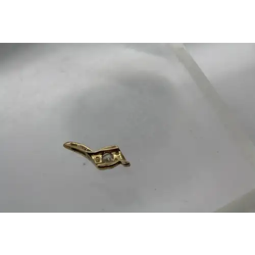 14k Yellow Gold .25ct DIAMOND TWIST DESIGN pendant #