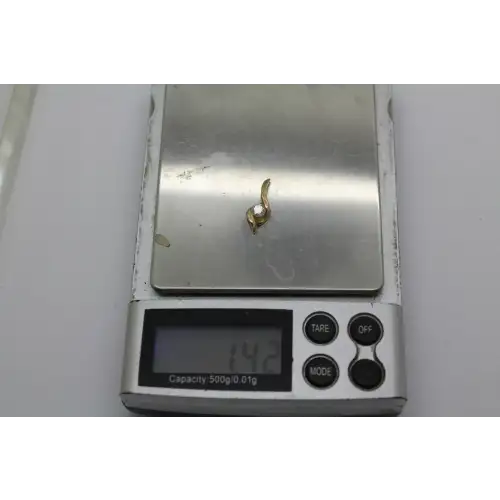 14k Yellow Gold .25ct DIAMOND TWIST DESIGN pendant #