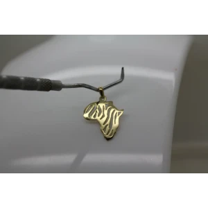 14k Yellow Gold AFRICA MAP OPEN WORK ZEBRA PRING DESIGN pendant