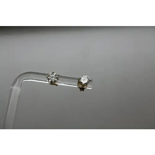 14k Y.G. .70ctw DIAMOND STUD earrings, STUNNING