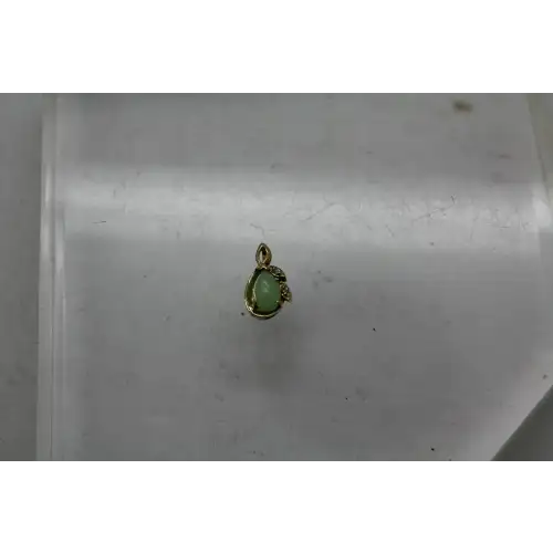 14k Y.G. GREEN SAPPHIRE LINDE LINDY STAR Dia. Acc. TEARDROP pend.