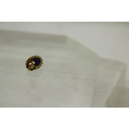 14k Y.G. Oval Cut ROYAL BLUE SCARAB STUD earrings