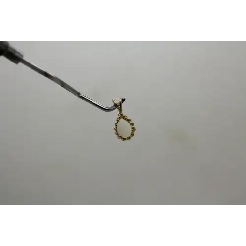 14k Y.G. Pear Cut OPAL ROPE DESIGN TEARDROP pendant