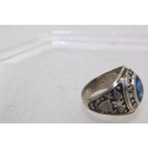 .925 S.S. BLUE STONE UNITED STATES NAVY ring size 8.5