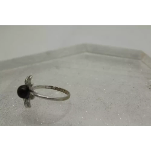 .925 S.S. BROWN PEARL & WHITE STONE FLOWER DESIGN ring size 7