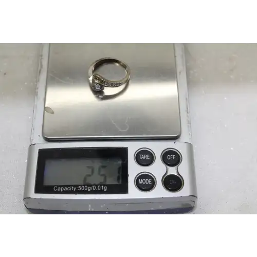 .925 S.S. CZ FANCY SWIRL DESIGN ring size 6.25