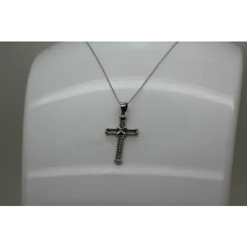 .925 S.S. DIAMOND accent CROSS pendant necklace 18