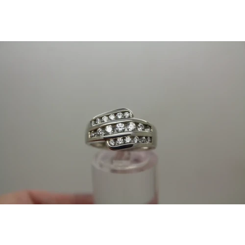 .925 S.S. DQ DIAMONIQUE CZ CROSSOVER WAVE BAND ring size 7