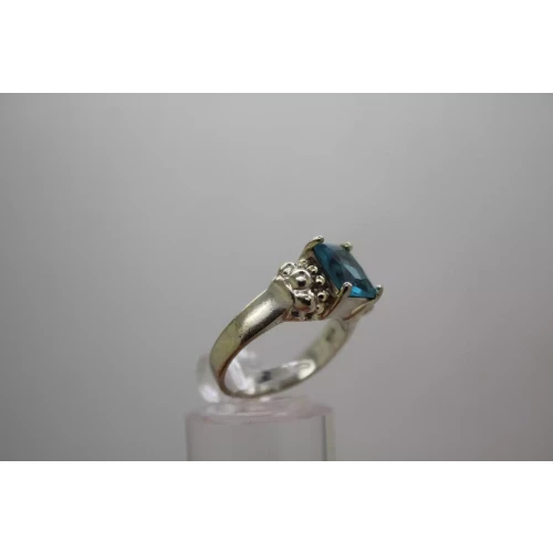 .925 S.S. Emerald Cut VIVID BLUE STONE ring size 7.75