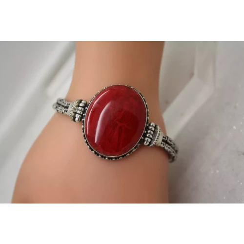 .925 S.S. Large Oval RED CORAL BYZANTINE SOUTHWESTERN TOGGLE