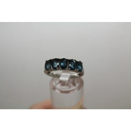 .925 S.S. LONDON BLUE TOPAZ 5 STONE ring size 7.75