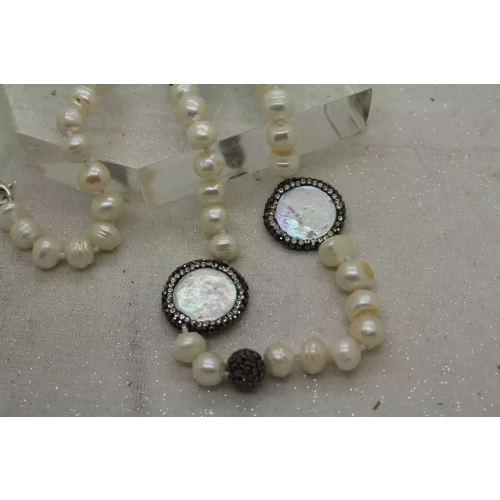.925 S.S. PEARL, CRYSTAL & FLAT PEARL BEADED necklace 30