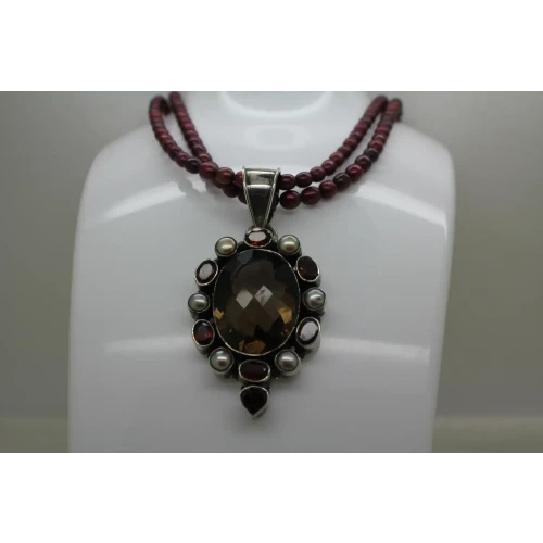 .925 S.S. PEARL, GARNET & SMOKY STONE on MAROON FRESHWATER PEARL 20