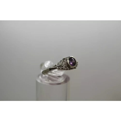 .925 S.S. PURPLE CZ FLORAL FILIGREE DESIGN ring size 7