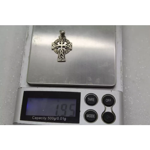 .925 Sterling Silver CELTIC CROSS IRISH KNOT pendant