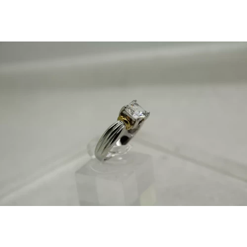 .925 Sterling Silver CZ SOLITAIRE with gold accents ring size 7