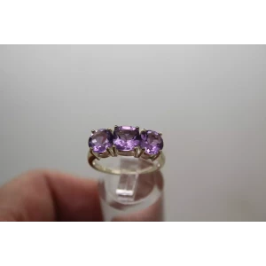 .925 Sterling Silver PURPLE TOPAZ 3 STONE ring  size 9