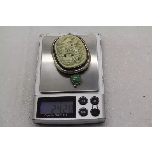 AKR AMY KAHN RUSSELL .925 S.S. CARVED JADE DRAGON pendant pin