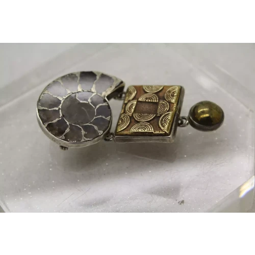 AKR AMY KAHN RUSSELL .925 S.S. MIXED METALS AMMONITE FOSSIL pendant pin