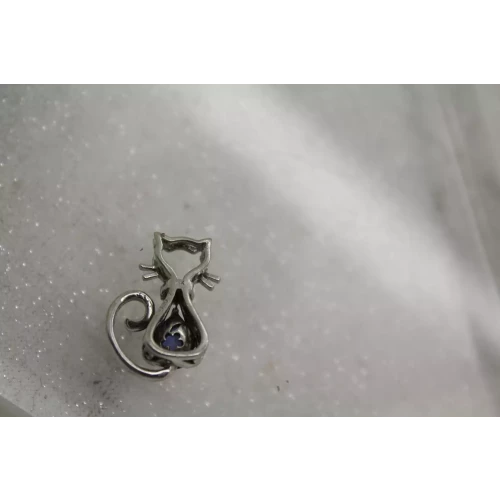 ALWAND VAHAN .925 S.S. 14k DIAMOND & BLUE SAPPHIRE CAT pendant