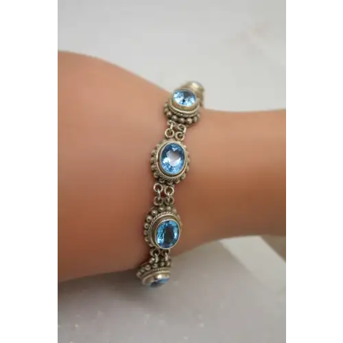 BALI SUARTI BA .925 S.S. BLUE TOPAZ OVAL LINK TOGGLE bracelet 7 3/4