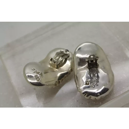 BAT AMI ISRAEL .925 S.S. MODERNIST DESIGN Clip On Earrings