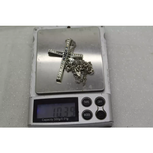 BRIGHTON S.P. SPECTRUM REVERSIBLE BLACK & WHITE CRYSTAL CROSS 19