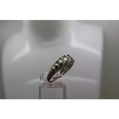 CAROLYN POLLACK RELIOS .925 S.S. SHRIMP BAND ring size 7