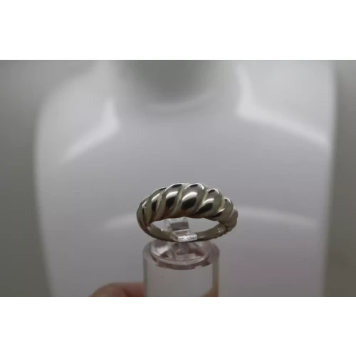 CAROLYN POLLACK RELIOS .925 S.S. SHRIMP BAND ring size 7