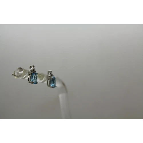 CID .925 S.S. BLUE TOPAZ & DIAMOND STUD style earrings