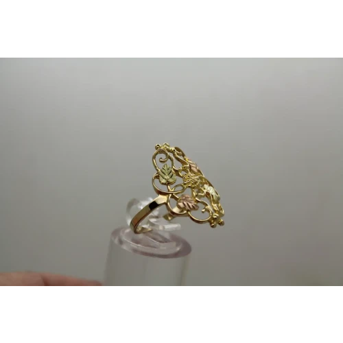 COLEMAN C.CO. 10k Black Hills Gold LARGE VINING GRAPE LEAF ring size 9.5