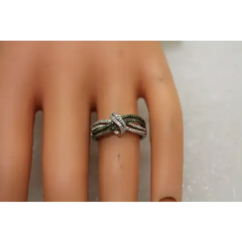 DAMAGED JWBR .925 .S.S GREEN & WHITE DIAMOND CROSSOVER ring size 6.75