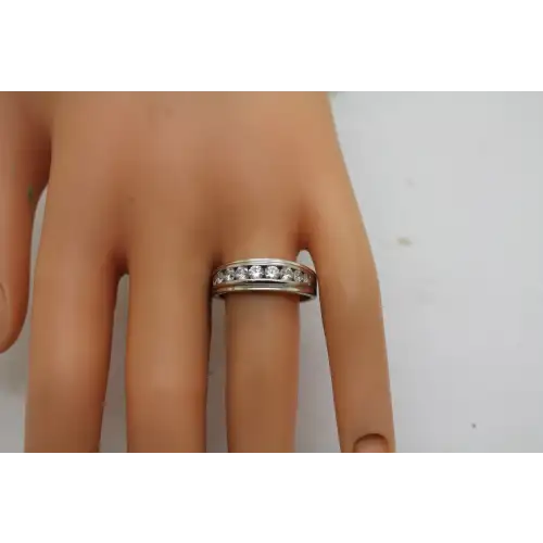 DIAMONIQUE .925 S.S. DQ CZ BAND ring size 9.25
