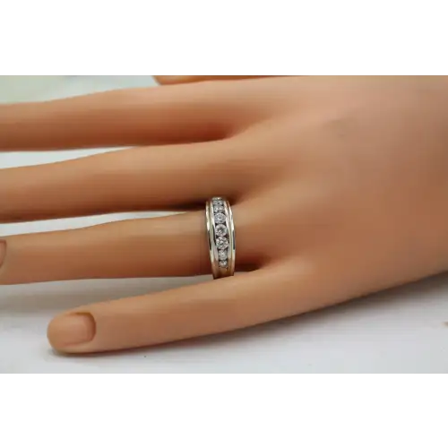 DIAMONIQUE .925 S.S. DQ CZ BAND ring size 9.25