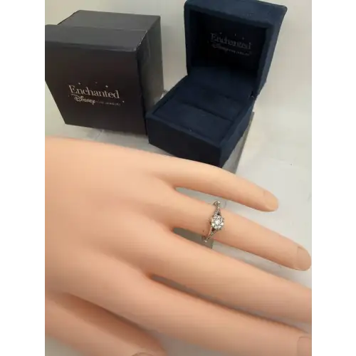 DISNEY ENCHANTED 10K W.G. BELLE DIAMOND ROSE ring size 3.5