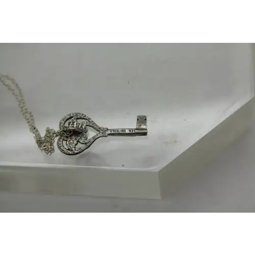 FM 79 FRANKLIN MINT .925 S.S. RUBY VALENTINE KEY necklace