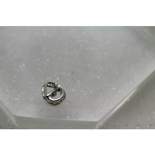 HK 10k White Gold DIAMONDS IN MOTION TEARDROP DESIGN pendant