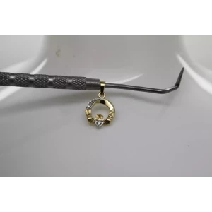 IRELAND 14k Y.G. DIAMOND CLADDAGH pendant